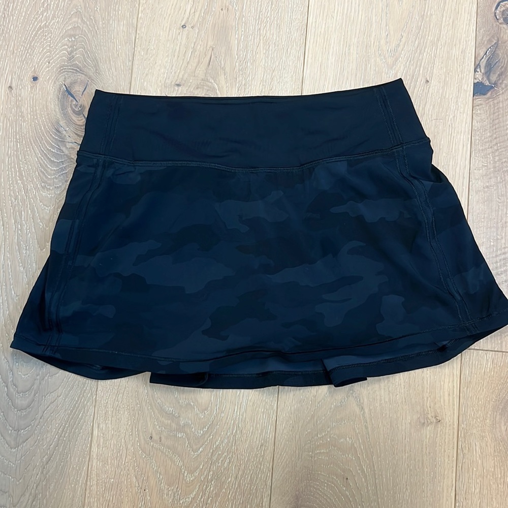 Lululemon Pace Rival mid-rise tennis skirt size 4